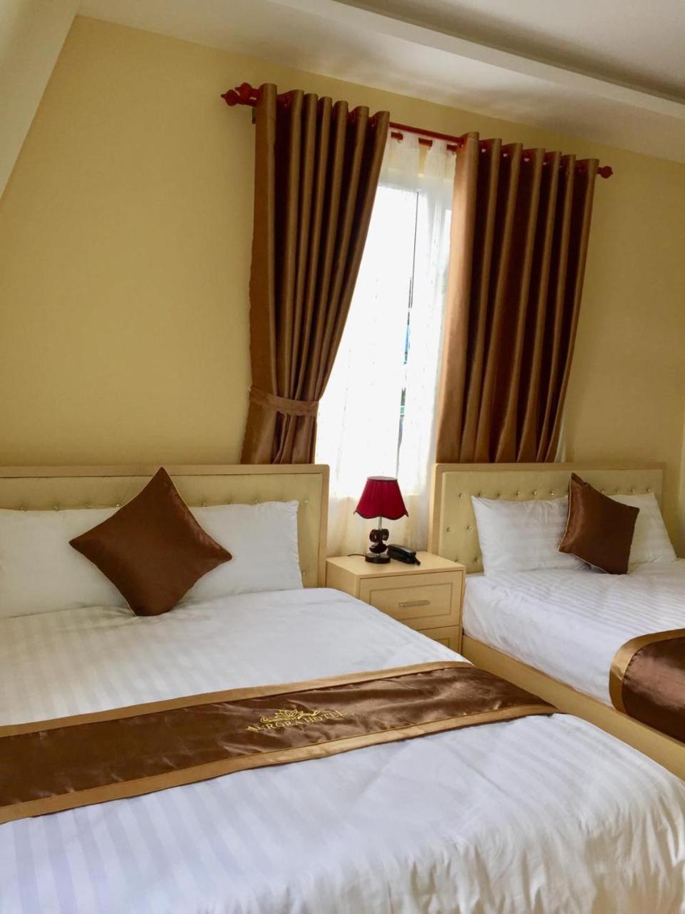 Aurora Hotel Dalat Екстер'єр фото