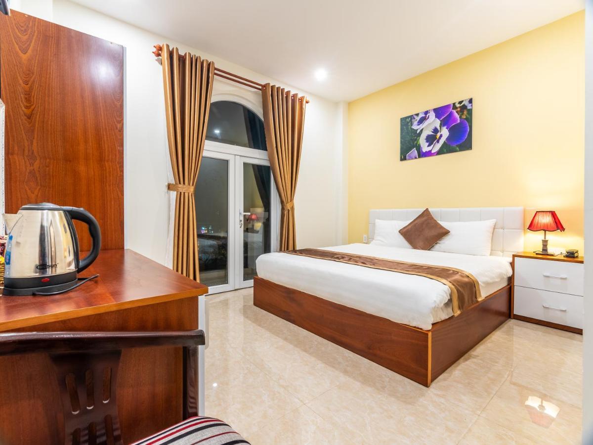 Aurora Hotel Dalat Екстер'єр фото