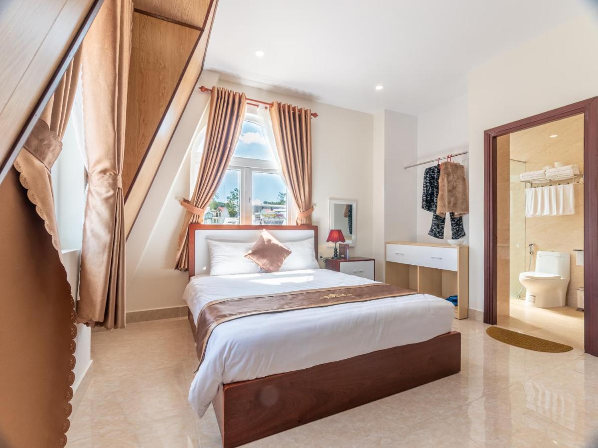 Aurora Hotel Dalat Екстер'єр фото