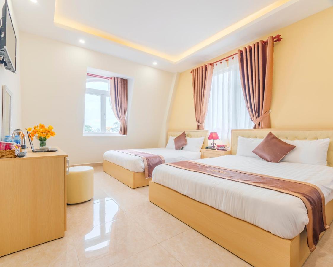 Aurora Hotel Dalat Екстер'єр фото